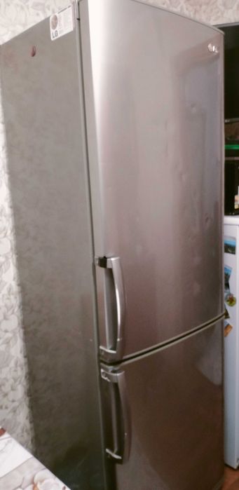 Продам бу холодильник LG
