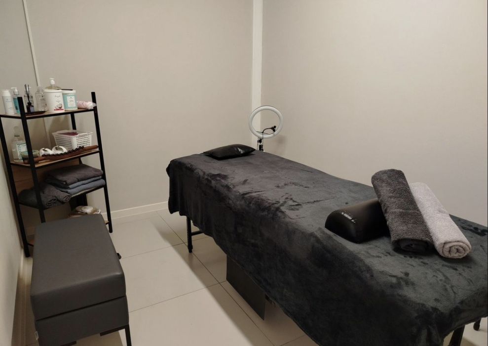 Массаж на выезд недорого