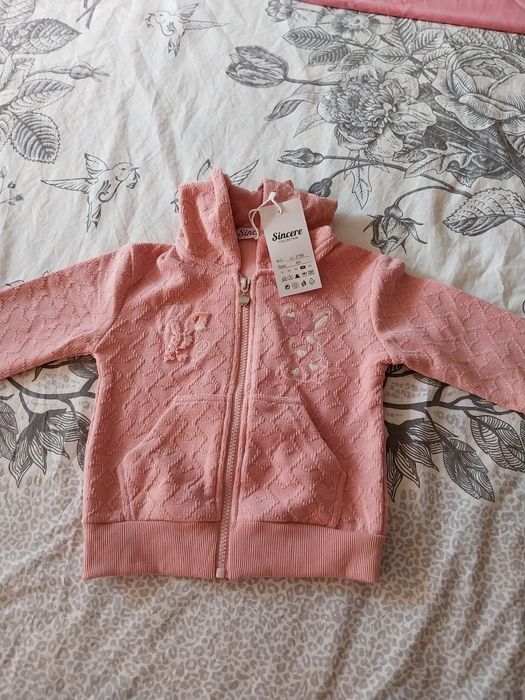 Детска нова жилетка