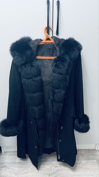 Продам парку в отличном состоянии