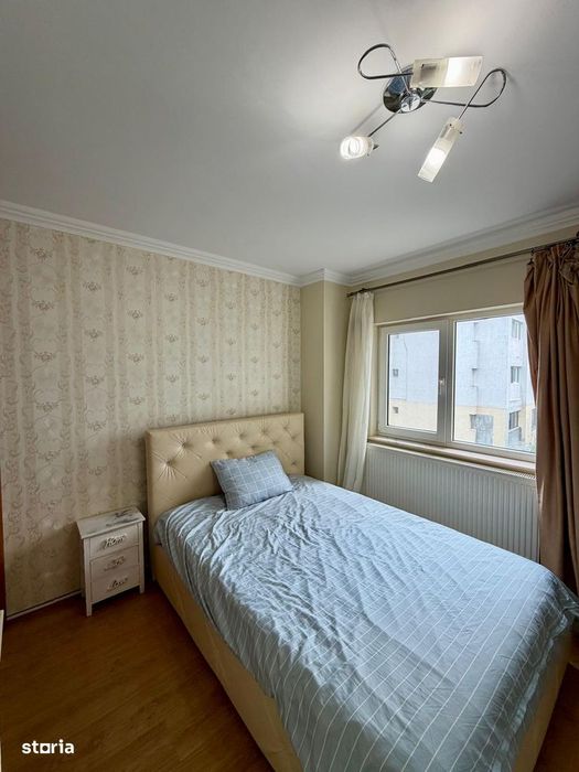 Apartament 3 camere 2 bai vedere la mare termen lung Zona Faleza Nord