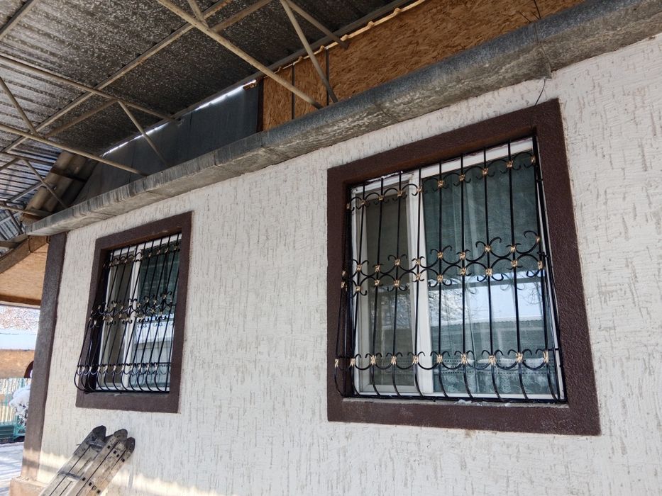 Решётки на окна металлические