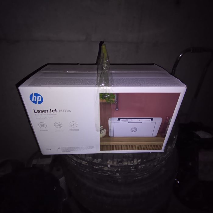 Продам Принтер HP черно-белый