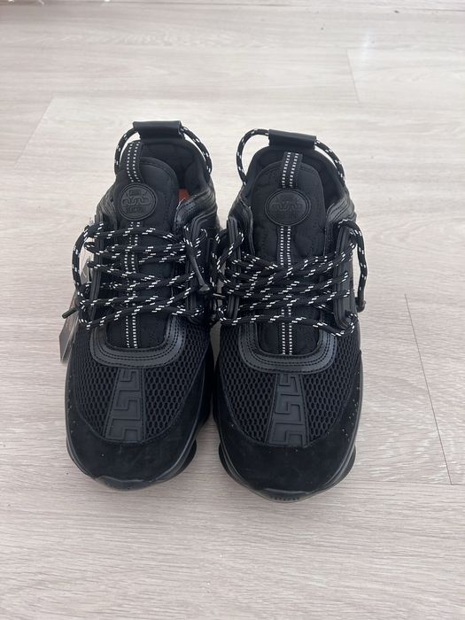 versace chain reaction