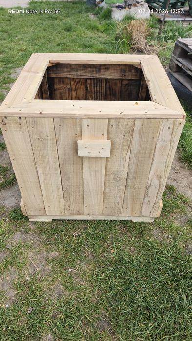 Jardiniera pentru flori