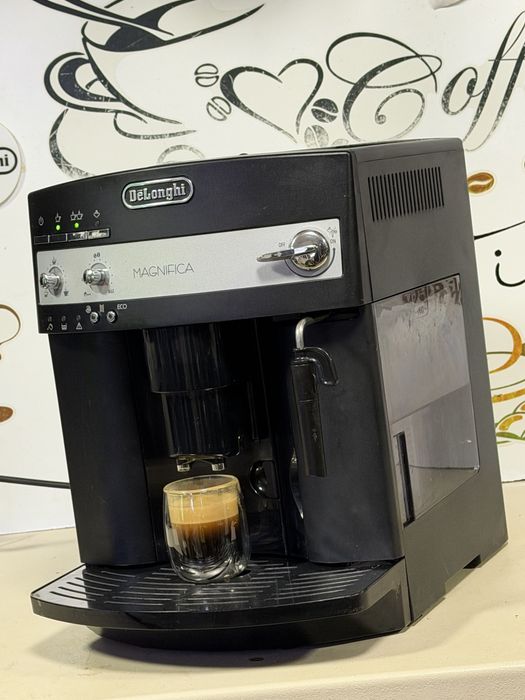 Кафемашина кафе автомат delonghi magnifica с гаранция