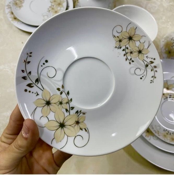 Сервиз чайно столовый новый