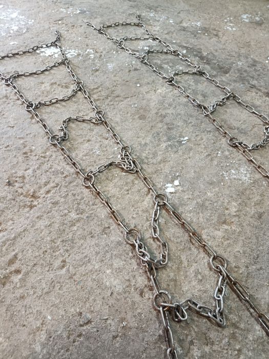 Продам цепи на колеса