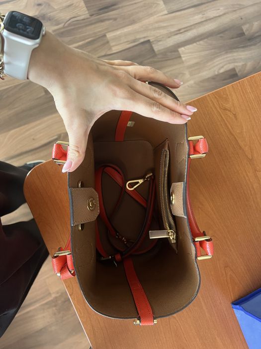 Дамска чанта Michael Kors цвят корал