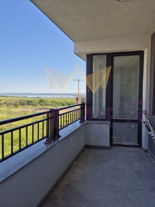 Продава се Тристаен апартамент в Бургас, Меден рудник - зона Д - 92 кв.м за 1606 €/кв.м - Снимка #5