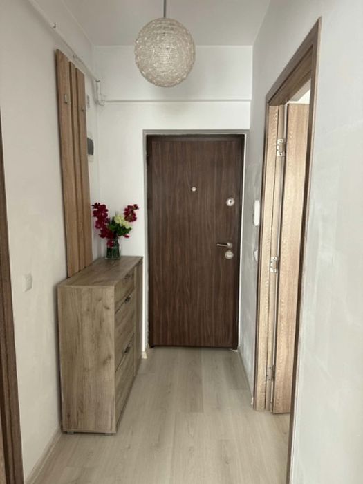 Inchiriez apartament cu o camera