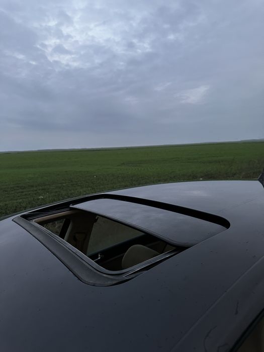 Vand golf 5 automat cu trapa