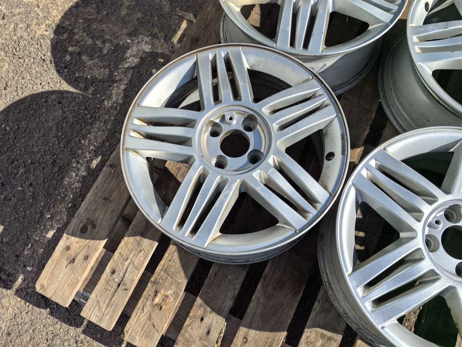 16 цола 4 х 100 мм Рено / Дачия и други - 6,5 Инча / ЕТ 49