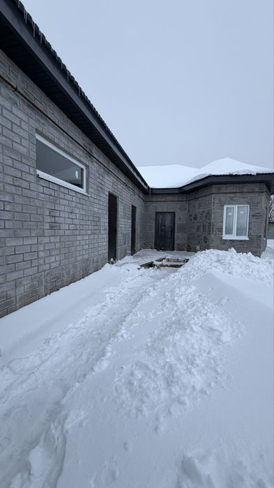 Продается дом с гаражом  предчистовая