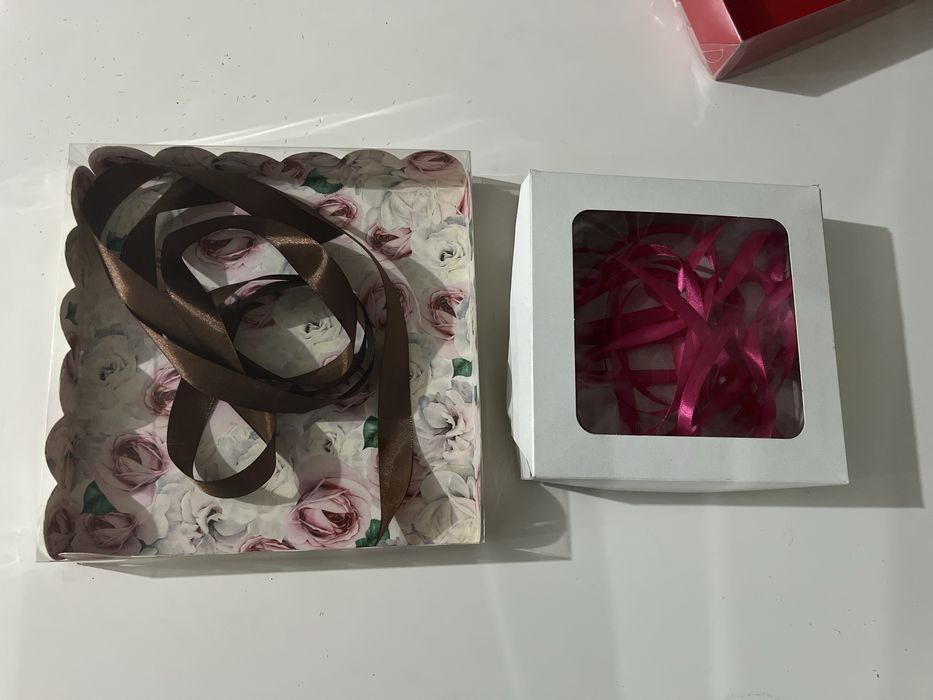 Крафтовые коробки