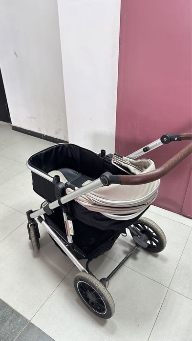 Продается коляска трансформер