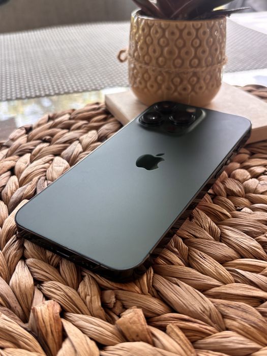 iPhone 13 Pro  Alpine Green (Алпийско зелено) – С нова батерия на 100%!