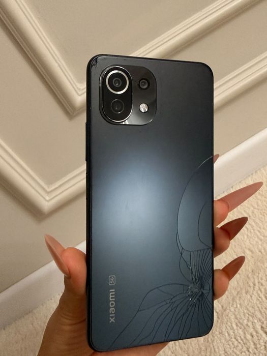 Xiaomi 11 lite за приемлемую цену