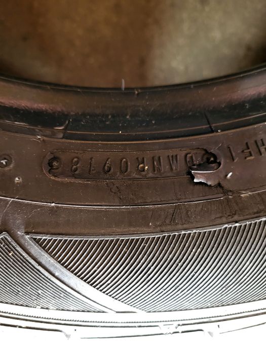 2 anvelope 215 60 R 16 Falken Vara