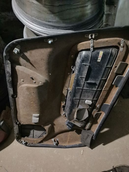 Хундай Соната 3 дверные карты.