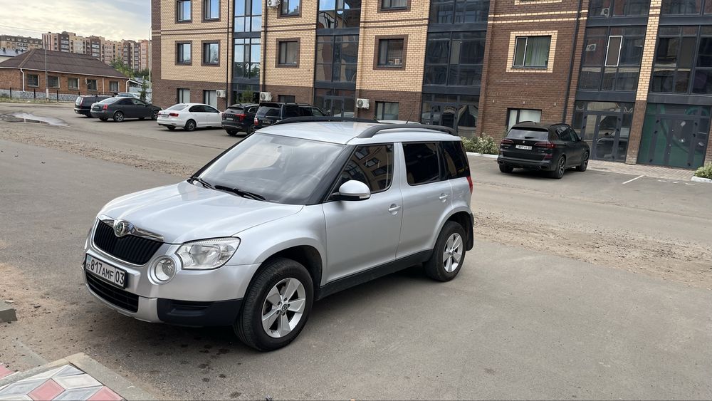 Шкода Yeti.