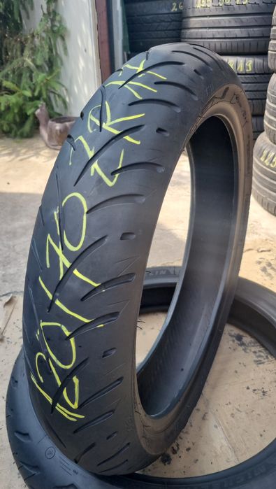 Anvelopa Moto Bridgestone 120/70 ZR17 Impecabilă DOT1521.
