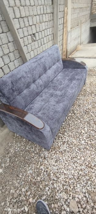 Kuxonniy va yumshoq divanlar