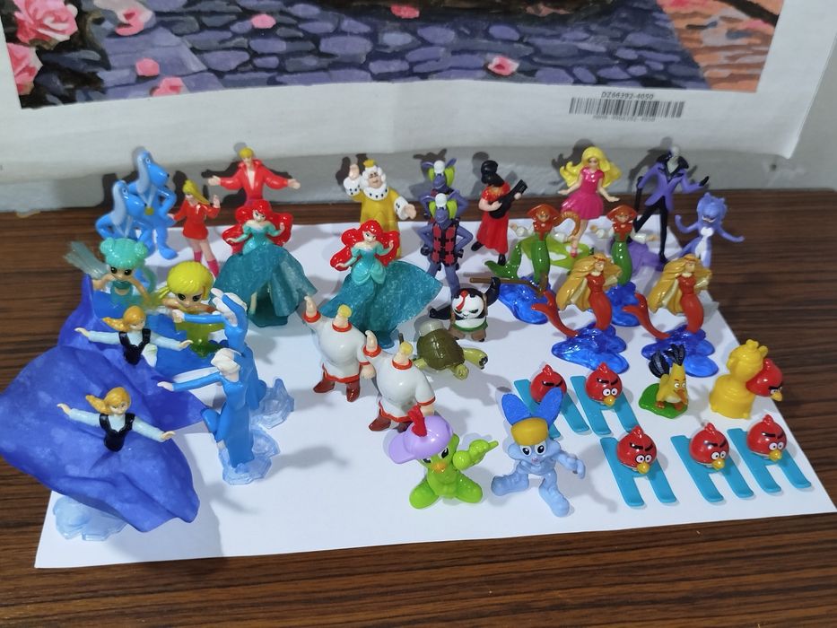 Продам игрушки с киндеров