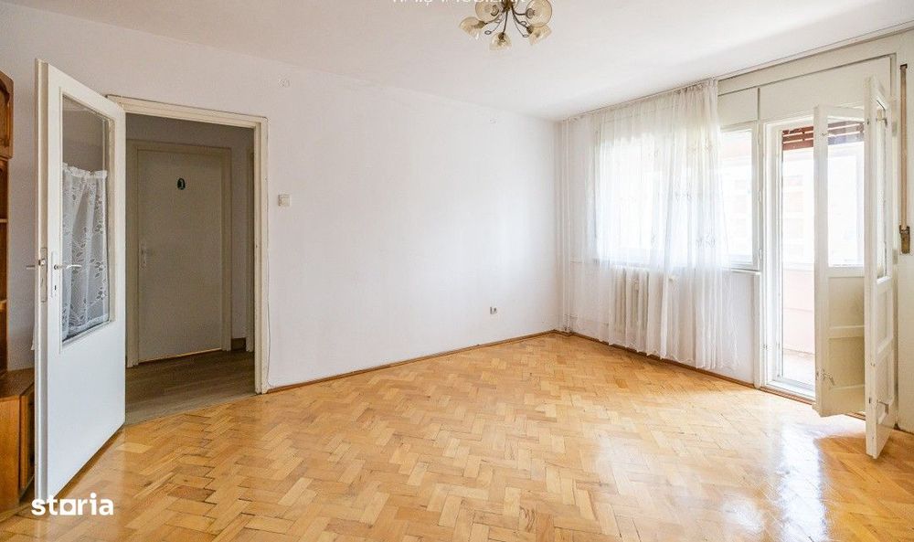 Apartament 2 camere, decomandat , Compelxul Studentesc