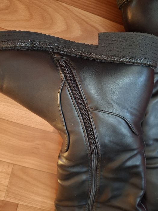 Продам зимнюю обувь б/у