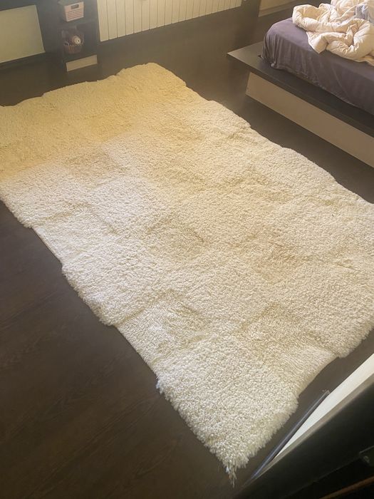 Vind covor pentru living dimensiunea 230 cm  lungime cu 160 latime