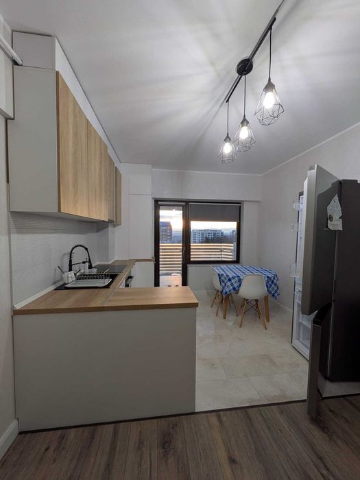 Apartament 2cam de închiriat | Parcare inclusă | Proprietar Royal Town