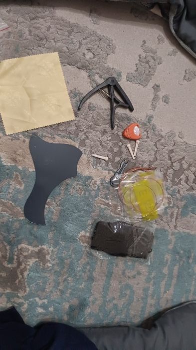 Гитара акустическая новая