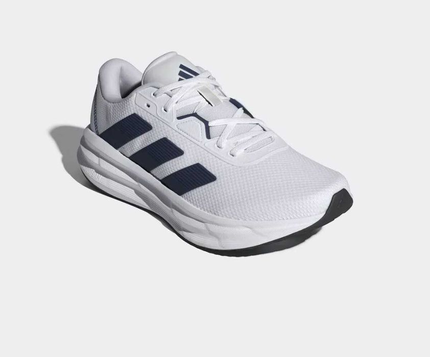 Adidas мъшки спортни обуфки 42 номер
