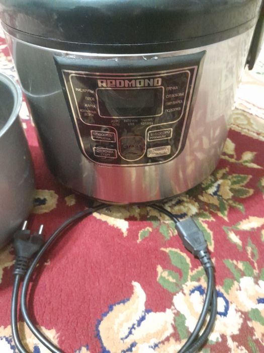 Продаю мультиварку