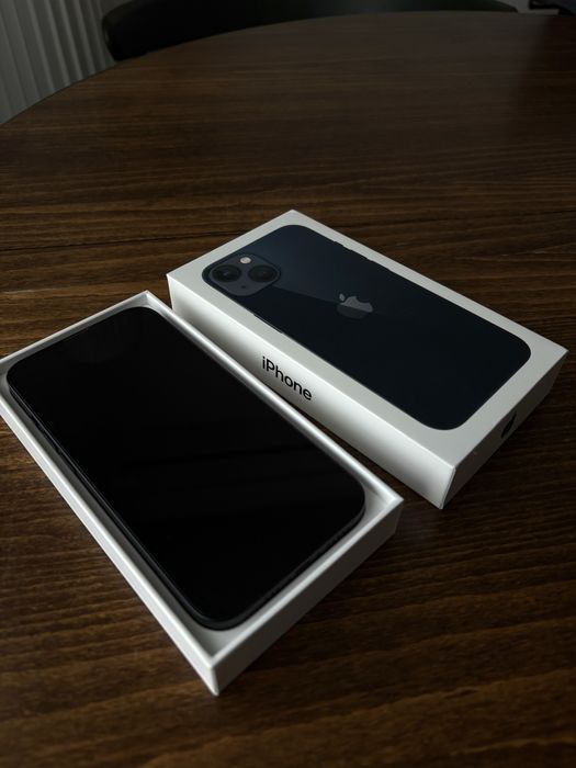 Iphone 13 - 128GB Midnight (черен)