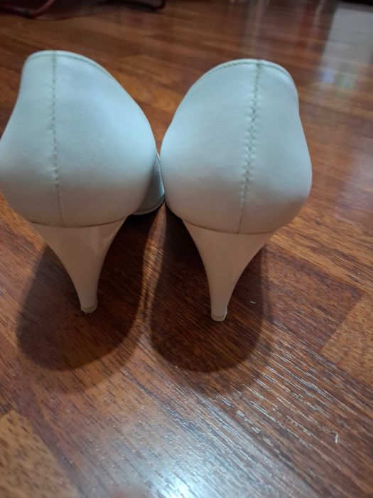 Pantofi mireasa (alb sidefat)