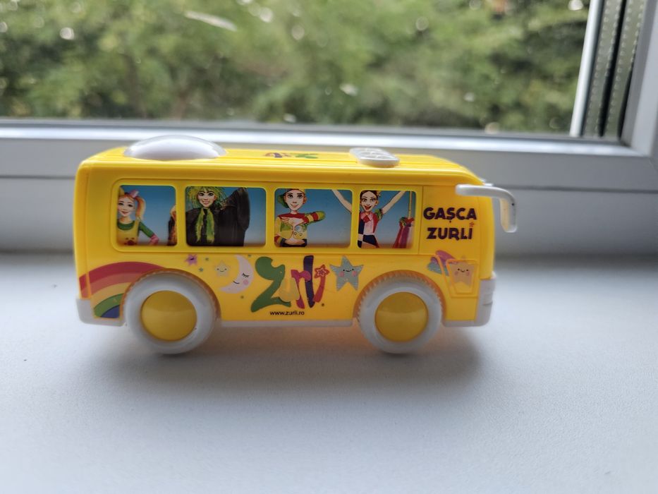 Autobuzul Zurli, Gasca Zurli