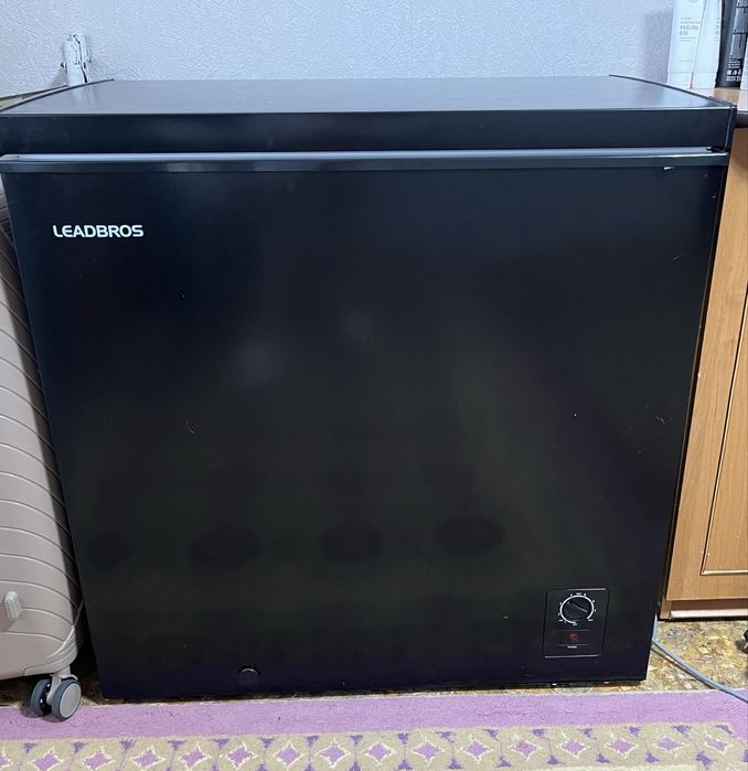 Продам морозильник