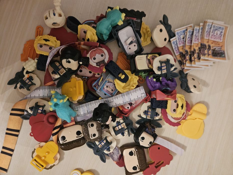 Figurine kinder joy lot