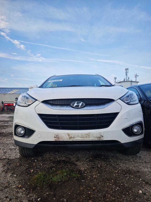 На части Huyndai IX35 1.7 CRDI 4wd автомат пали върви КП