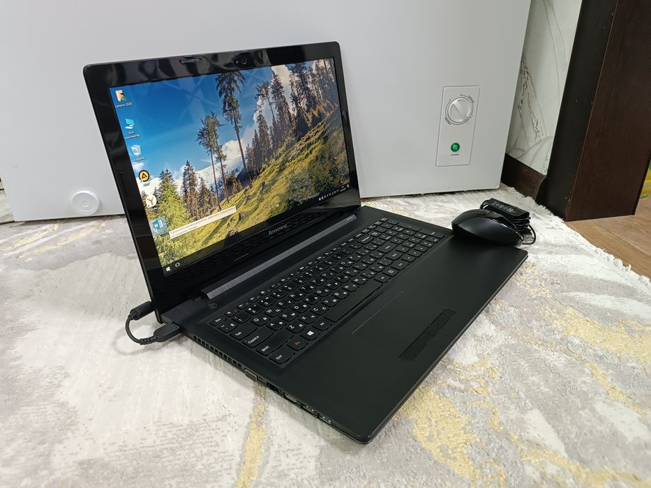 Ноутбук LENOVO 1TB Windows 10.