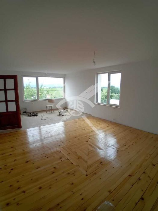 Продава се Къща в с. Мрамор, Област София-град - 410 кв.м за 903 €/кв.м - Снимка #7