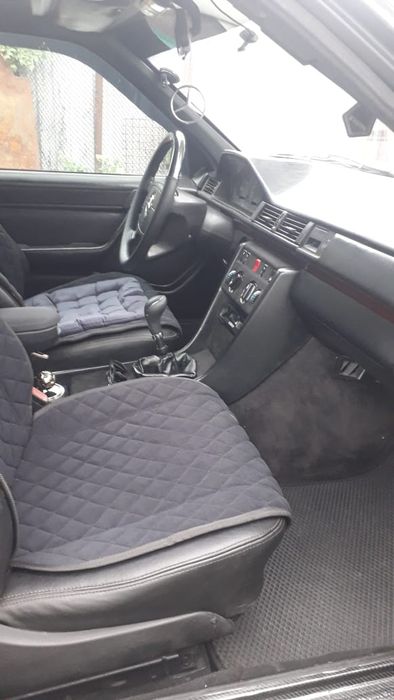 Продам Мерседес Бенс 124