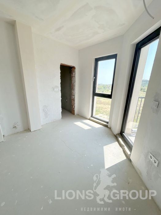 Продава се Тристаен апартамент в Варна, Виница - 123 кв.м за 1505 €/кв.м - Снимка #4