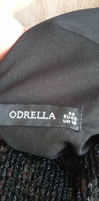 Черна официална рокля