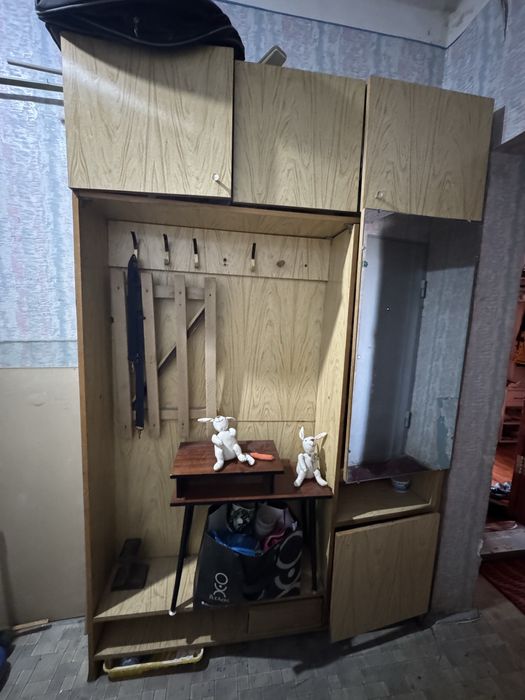 Б/у прихожка  отдам даром