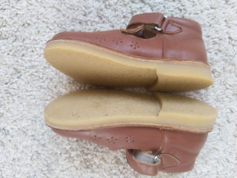 Сандали за момичета