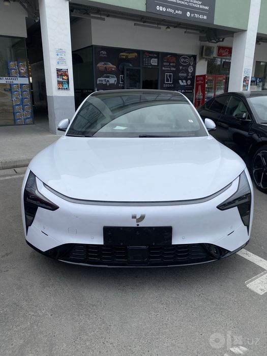 Geely jiyue 07 с гарантии