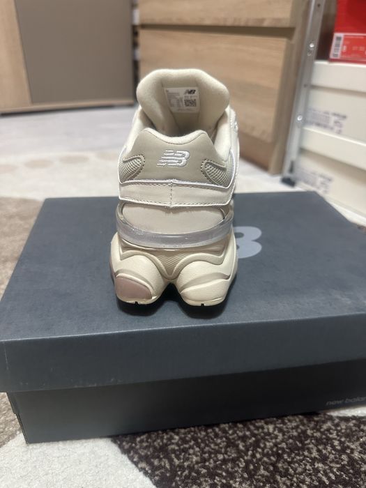 New Balance 9060 Bej 40-41